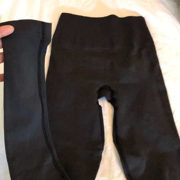 Lululemon leggings - Picture 5 of 7